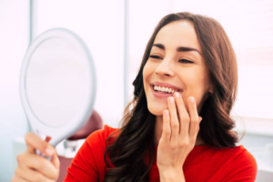 What to Know Before Choosing a Single Tooth Dental Implant